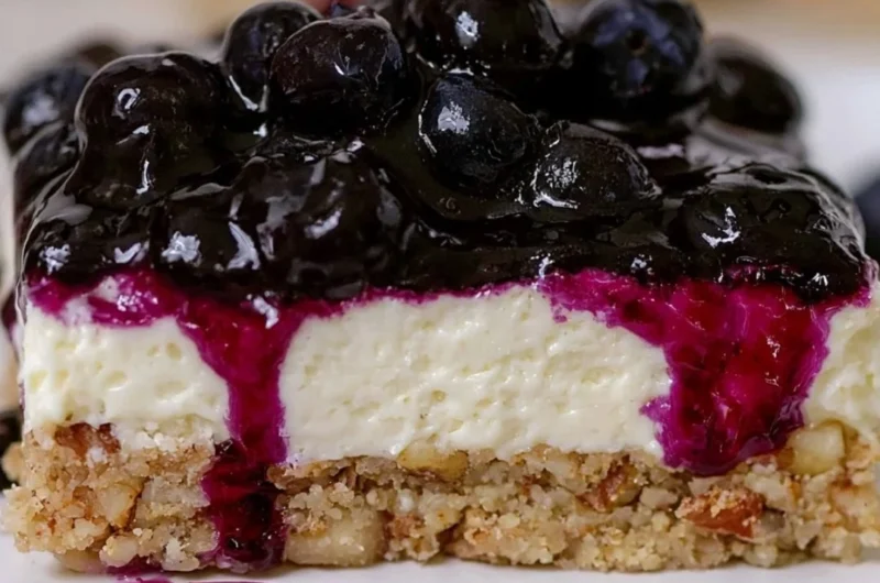 Delicious blueberry dessert squares and jamboree for fall berry treats.
